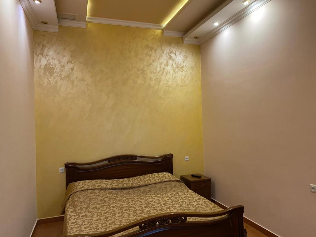Green House P'arak'ar Екстериор снимка