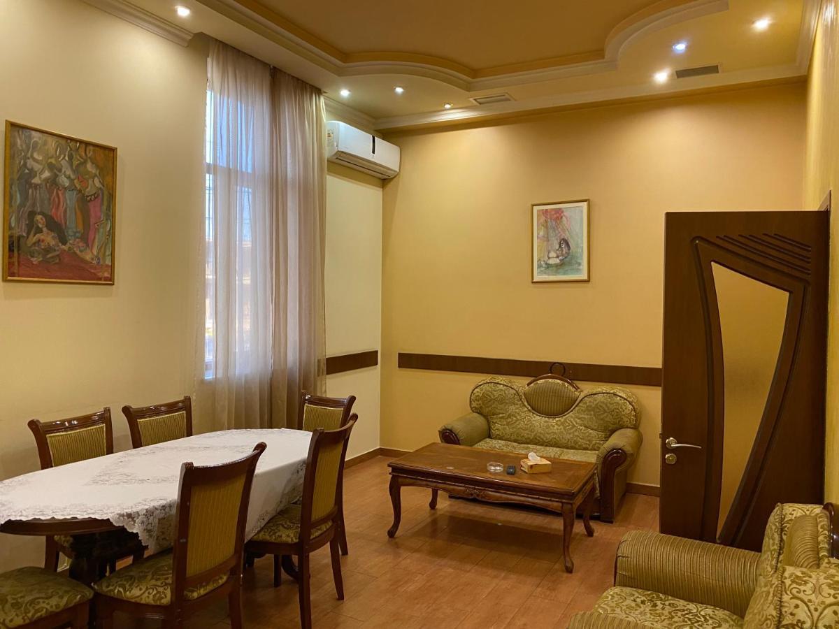 Green House P'arak'ar Екстериор снимка