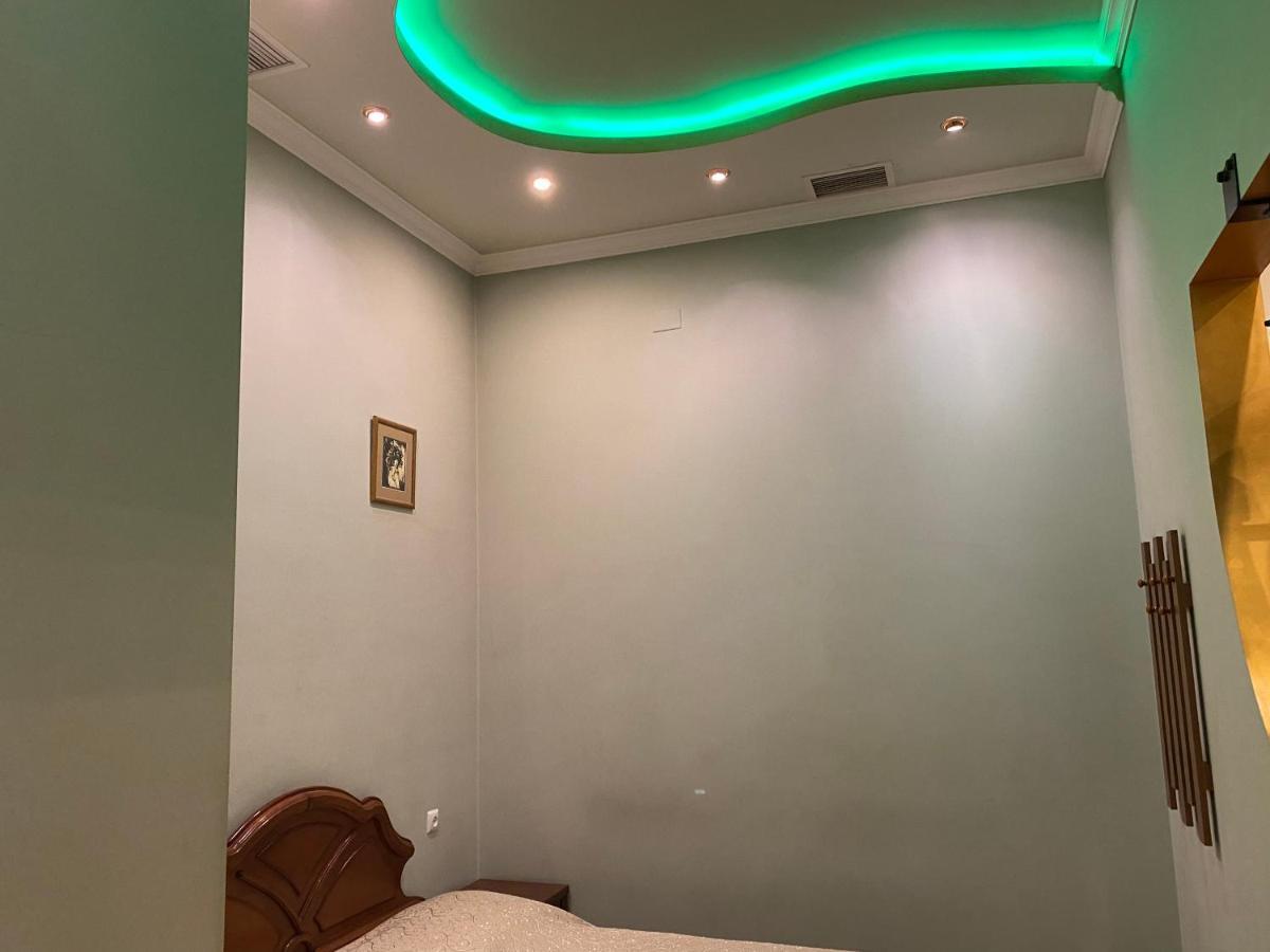 Green House P'arak'ar Екстериор снимка